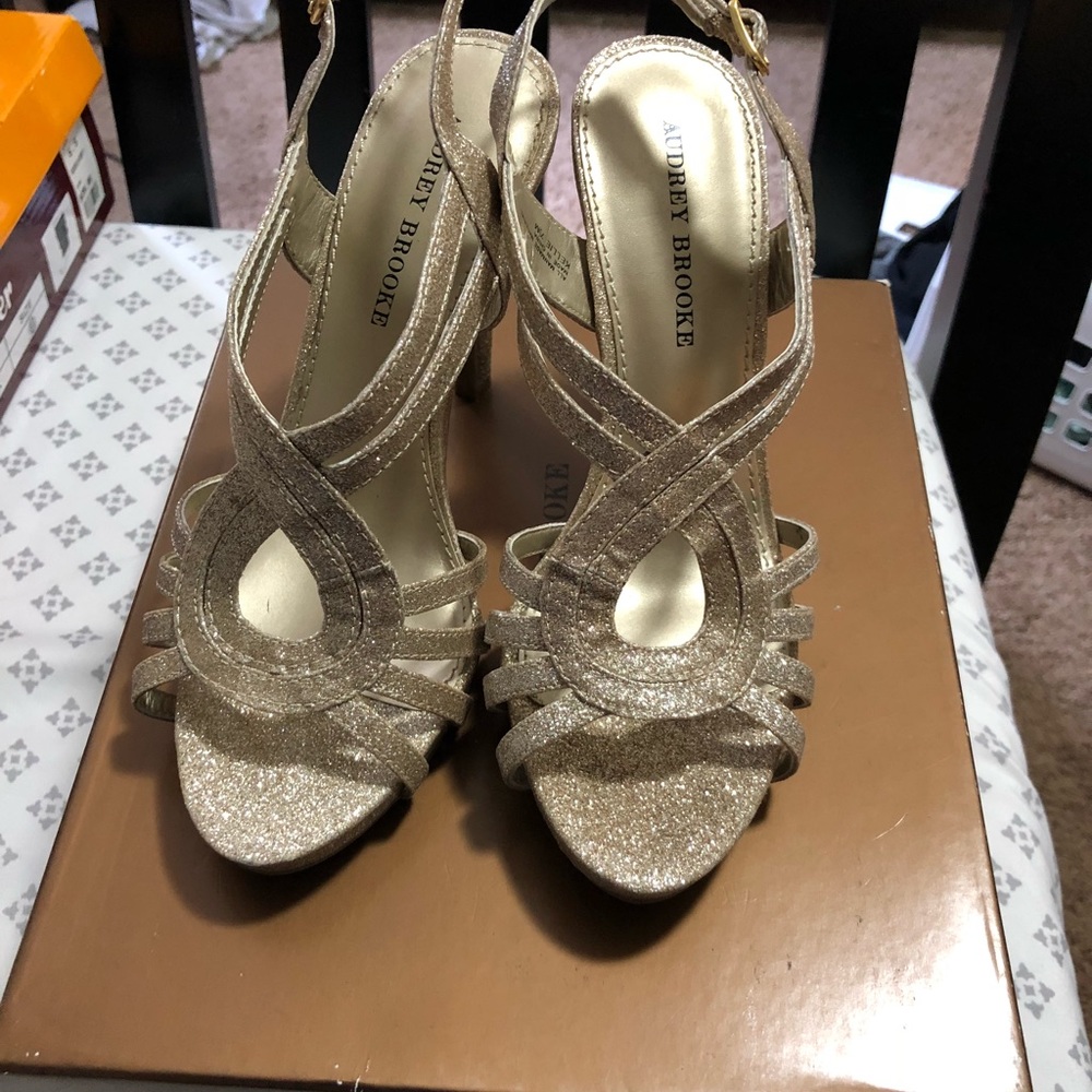 Audrey Brooke gold heels